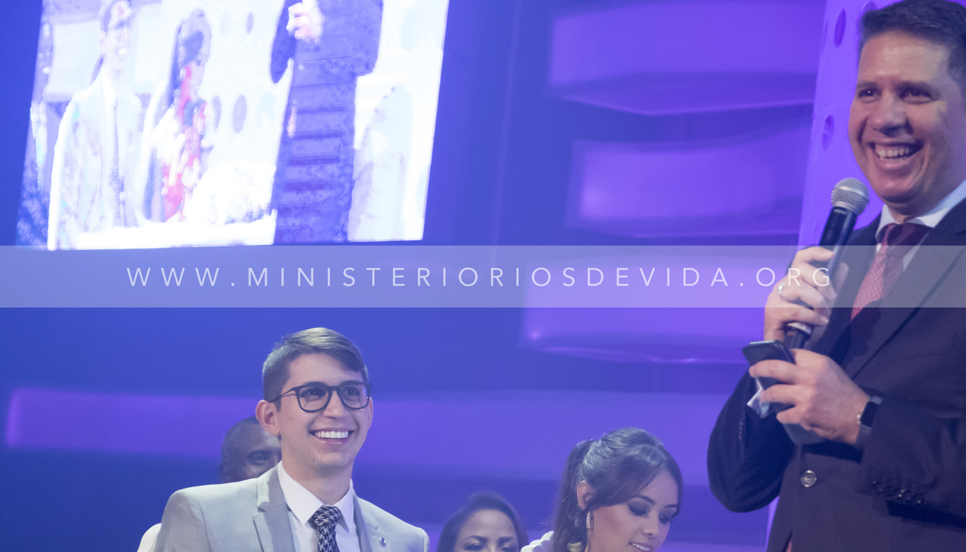 Matrimonio Civil De Pastor Miguel Esteban Y Valentina Arrázola