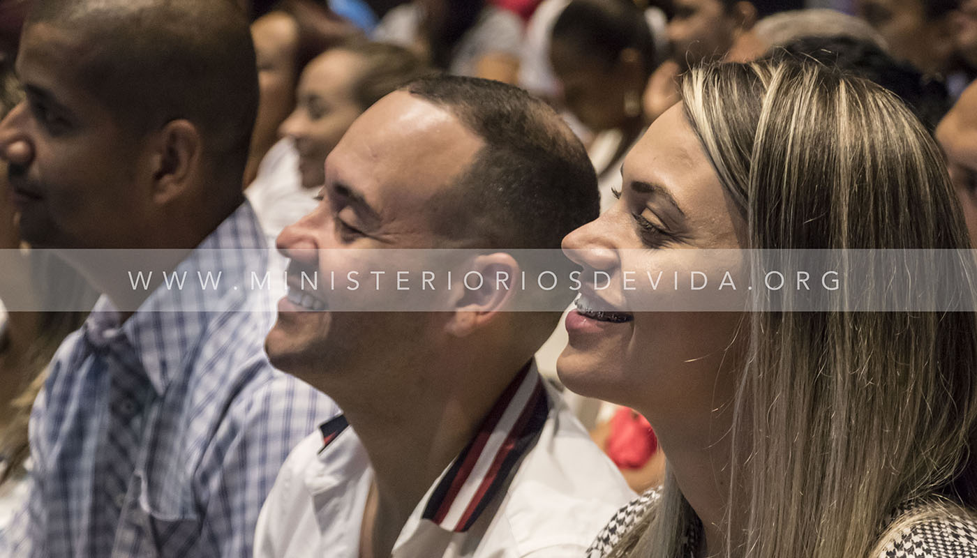 Servicio Para Matrimonios Con Los Pastores John Y Alba Romick